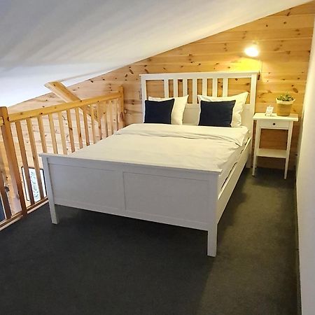 Babie Lato B&B Униейов Екстериор снимка